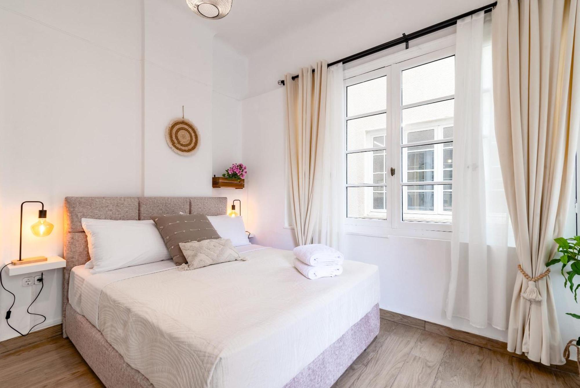 Central Monastiraki Urban Experience أثينا المظهر الخارجي الصورة